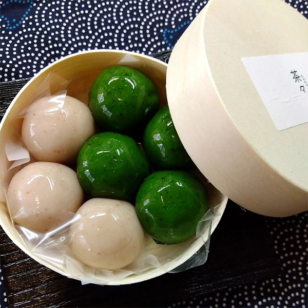 茶々（梅あん入り）